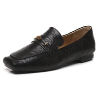 First-layer sheepskin square-toe loafers with small gold buckles