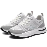 Fashionable casual sports shoes with soft sole and breathable jogging